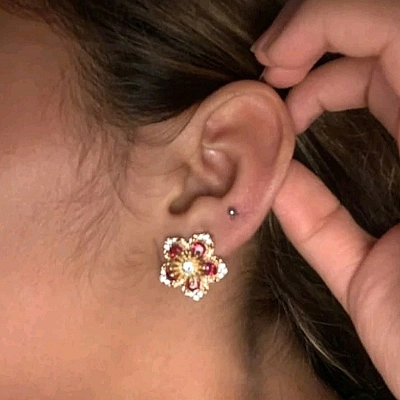💖 2/$30 Womens boho Floral Rhinestone red gold elegant Stud cocktail Earrings - Picture 4 of 15